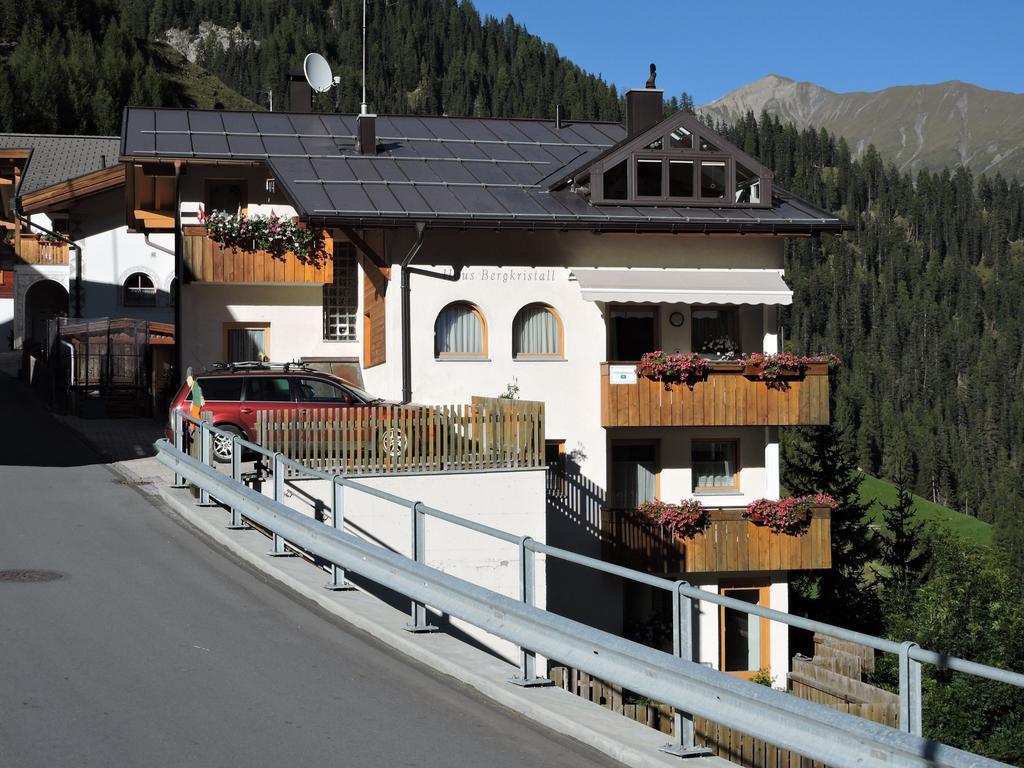 Haus Bergkristall Самнаун Екстериор снимка