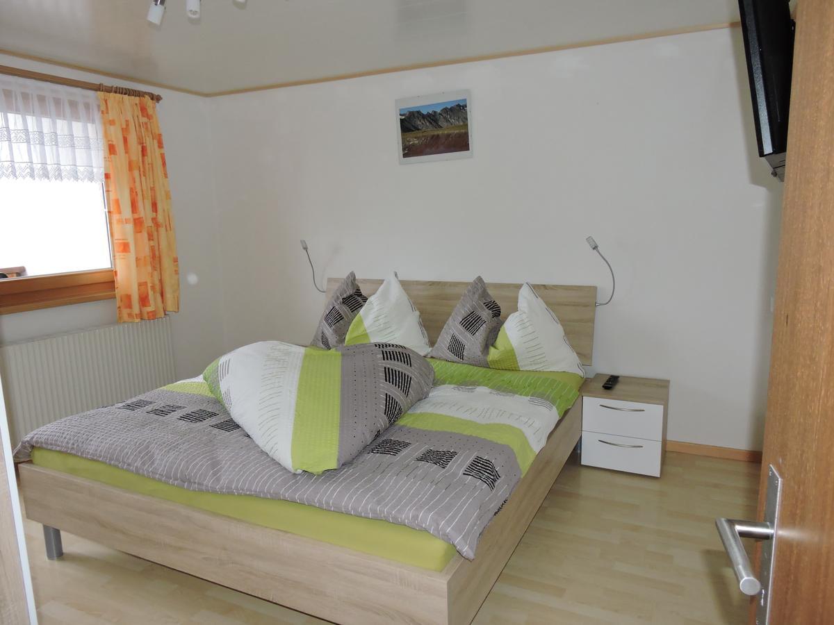 Haus Bergkristall Самнаун Екстериор снимка