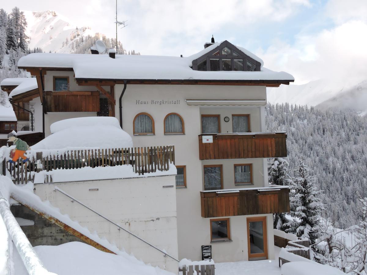 Haus Bergkristall Самнаун Екстериор снимка